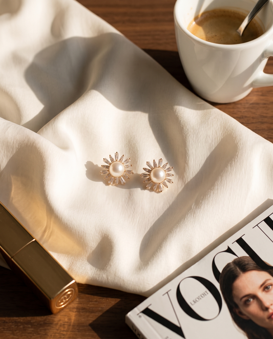 Queen Pearl Astria Earring