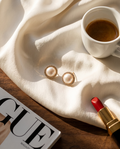 Icon Pearl Motif Earring